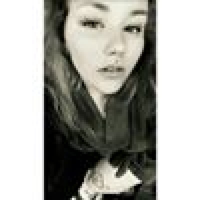 Nina  is looking for a Rental Property / Studio / Apartment / HouseBoat in Utrecht