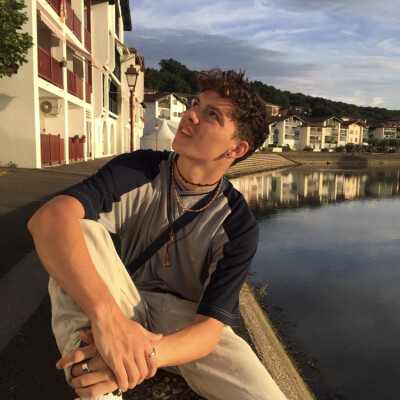 Siem is looking for ::/str_naun(Rental Property / Room / Studio / HouseBoat)::\ in Utrecht
