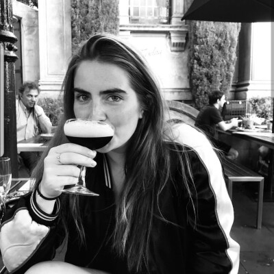 Laura is looking for a Room / HouseBoat in Utrecht
