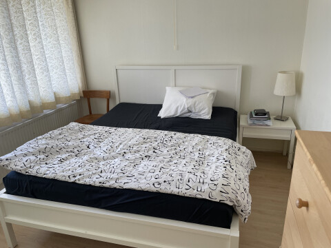 grote slaapkamer - bed